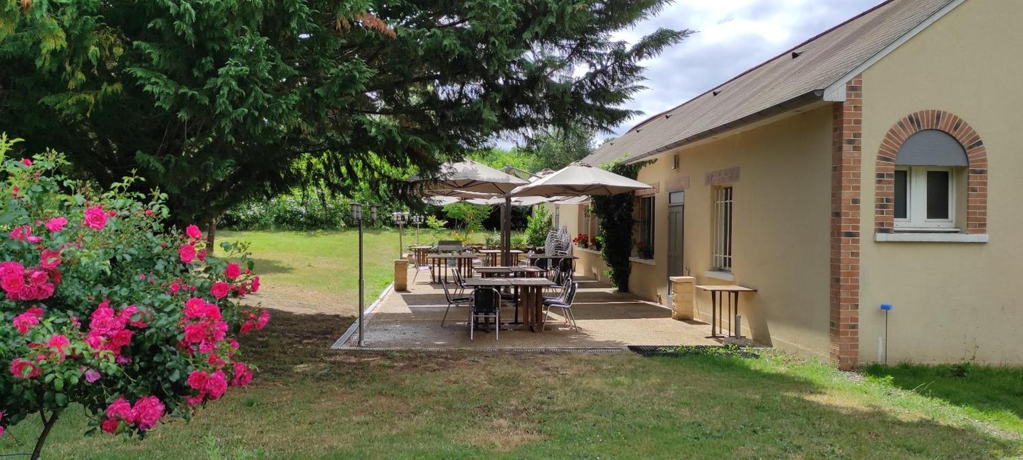 Hotel - Domaine De La Blanchardiere - Le Mans Changé Exterior foto