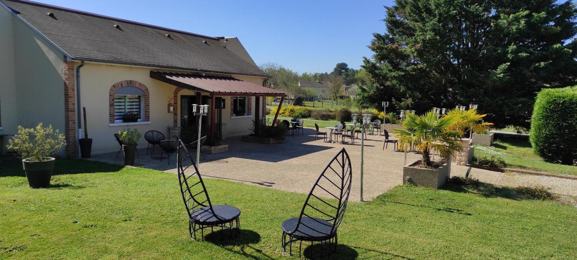 Hotel - Domaine De La Blanchardiere - Le Mans Changé Exterior foto